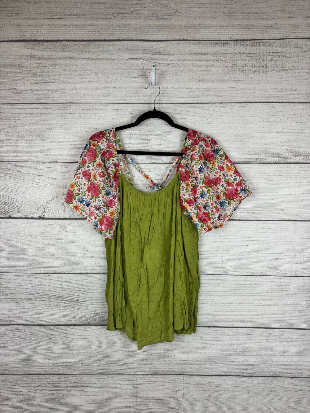 Grace & Emma Plus Size Green Floral Eyelet Sleeve Summer Top Size 3XL